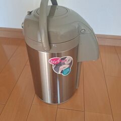 保温ポットの画像
