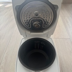 炊飯器 5.5合 三菱電機の画像