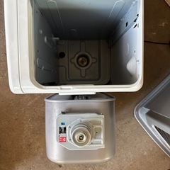 おすすめ！　2022年 美品 12畳コンクリート17畳目安 CORONA　コロナ 石油ファンヒーター FH-ST4622BY の画像