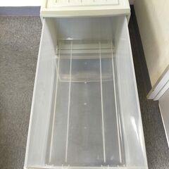 △ 衣類ケース 衣装ケース 押し入れ収納 収納ケース 2点おまとめ 天板部分歪みあり 現状渡しの画像