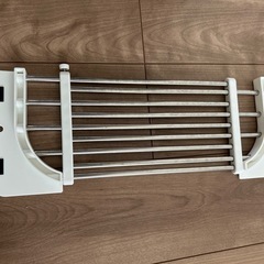 ニトリ　水切り台　伸縮性水切り台の画像