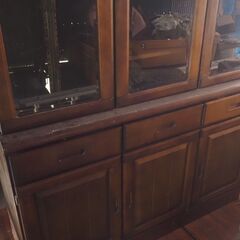 食器棚、カップボード、１３５ｘ４５ｘ１９７の画像