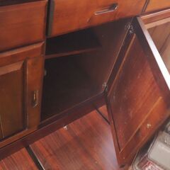 食器棚、カップボード、１３５ｘ４５ｘ１９７の画像