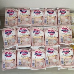 紙おむつ　240枚　新生児　サンプル試供品 出産準備   テープ　新品個包装　ベビー用品の画像