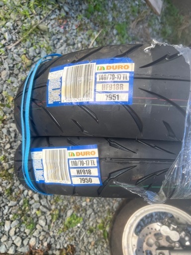 140/70-17.110/70-17タイヤ未使用