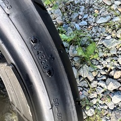 140/70-17.110/70-17タイヤ未使用の画像
