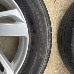 トヨタ　純正ホイール、タイヤの画像