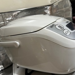 TIGER 炊飯器5.5合たき炊きの画像