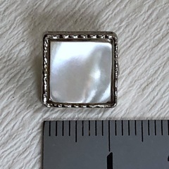 手芸　昭和レトロなボタン・シャツボタン 大量にの画像