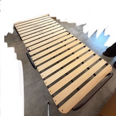 折りたたみすのこベッドの画像