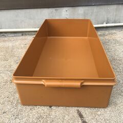 OJM0032S)タッパーウエアー衣装ケース 幅：約80cm  高さ：約17cm 奥行：約37cm 中古品【取りに来られる方限定】の画像