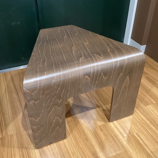 【トレファク神戸南店】Ekornes サイドテーブルです‼︎【取りに来られる方限定】