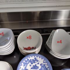 食器各種の画像