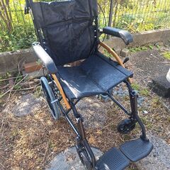 介助用 車椅子の画像