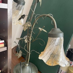 レトロな照明2台の画像