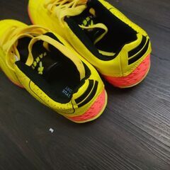 サッカートレーニングシューズ22cmの画像