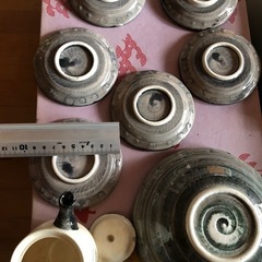 陶器製、食器セットの画像