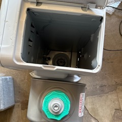 2023年  ダイニチ 石油ファンヒーター 3.2kw 8畳目安 FW-3223NC　の画像