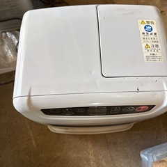2023年  ダイニチ 石油ファンヒーター 3.2kw 8畳目安 FW-3223NC　の画像
