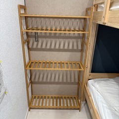 スリム木製棚の画像