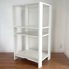 配線溝付き 棚 ホワイト　白 幅約65cm 高さ約116cm 奥行き約50cmの画像