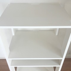 配線溝付き 棚 ホワイト　白 幅約65cm 高さ約116cm 奥行き約50cmの画像