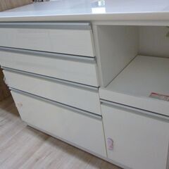 ジモティー割引🏷️【ジャングルジャングル 岸和田和泉インター店】キッチンボード ホワイト 和泉市 堺市 岸和田市 泉大津市 高石市 泉北郡忠岡町の画像