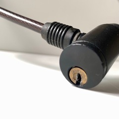 ワイヤーロック　60cm    予備の鍵付きの画像