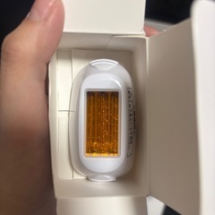 フラッシュ脱毛機の画像