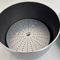 蒸し、フライパン付き鍋の画像