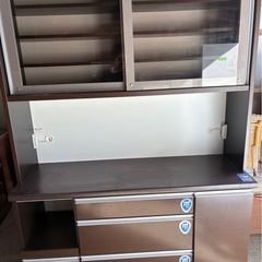 大型キッチンボード　食器棚　レンジボード の画像