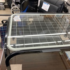 【ジモティー割引で最大15％OFF⭐️】ガラステーブル 線入りの画像