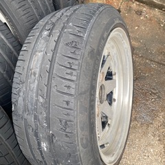 社外アルミタイヤホイールの画像