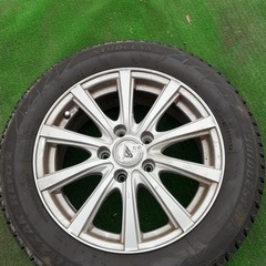 スタッドレスの画像