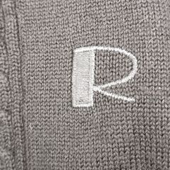 ハイネックニットセーター　ウール100%　黒色シンプルデザイン　の画像