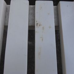 628>　白い木製のガーデンチェアー　折りたたみ式の画像