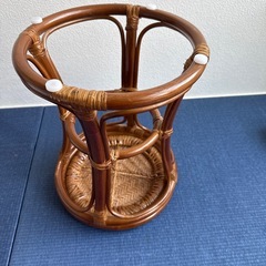 スツール 籐 チェア 椅子 円座 丸座面 丸形 丸椅子 丸スツール ラタン 天然籐 ブラウン アジアン ナチュラル インテリアの画像