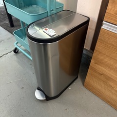 ゴミ箱　simplehumanの画像