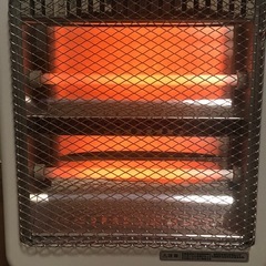 電気ストーブの画像