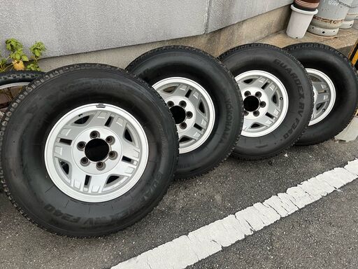 ランドクルーザー　ワイド用スタッドレスタイヤ&純正ホイール4本セット