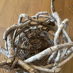 木のかごの画像