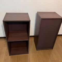 ラック2つの画像