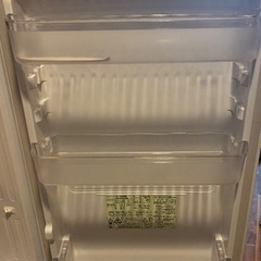 SHARP製冷蔵庫の画像