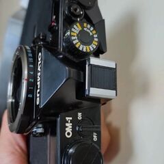 極上品 olympus om-1 ★ファインダー分解清掃済 ★露出メーターOK ★プリズム腐食皆無 ★シャッター全速快調の画像