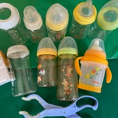 哺乳瓶大量、マグマグの画像