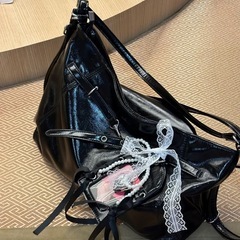 大容量MIU系トートバッグ ショルダー・リュック・斜めがけの多機能タイプ／未使用品の画像