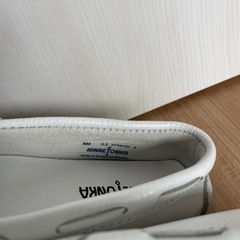 MINNETONKA ホワイト モカシン 靴の画像