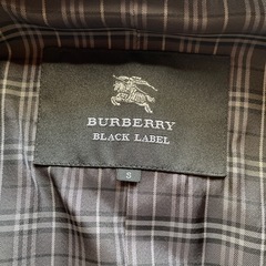Burberryショートコートの画像
