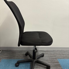 美品 オフィスチェアの画像