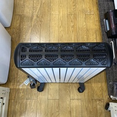 🤍オイルヒーター🖤De'Longhi (デロンギ) マルチダイナミックヒーター MDHU15-BK 電気ヒーター ゼロ風暖房 静音  表面温度約60℃ エコモード チャイルドロック [8-10畳] [ピュアホワイト×マットブラック] ヒーター ストーブ24時間デジタルタイマー NO.7520Ｆの画像